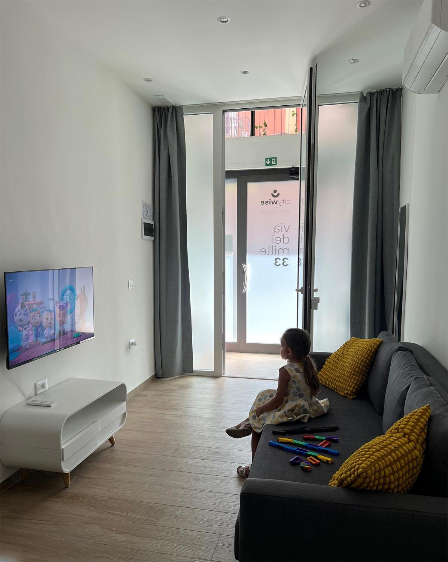 Citywise Vittorio - Independent Apartment Near Bari Central Station Εξωτερικό φωτογραφία